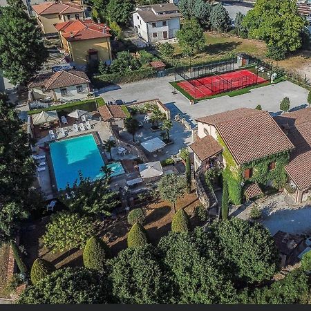 Residenza Le Querce Bilocale Villa Fossato di Vico Bagian luar foto